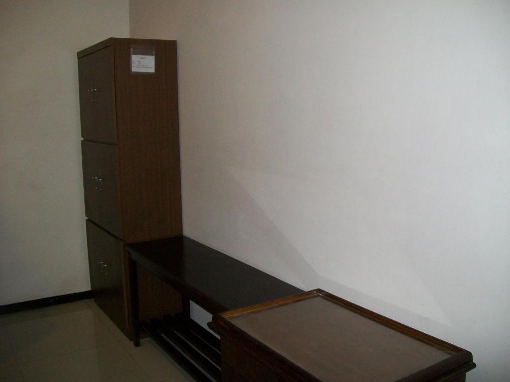 Krowi Inn Surabaya Buitenkant foto