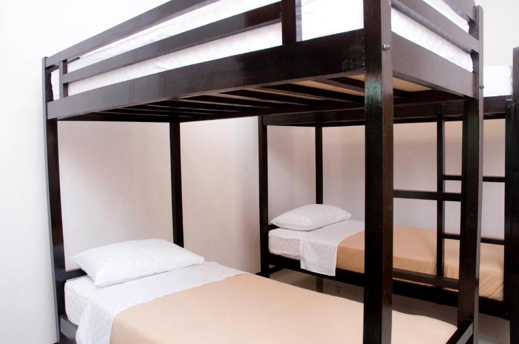 Krowi Inn Surabaya Kamer foto