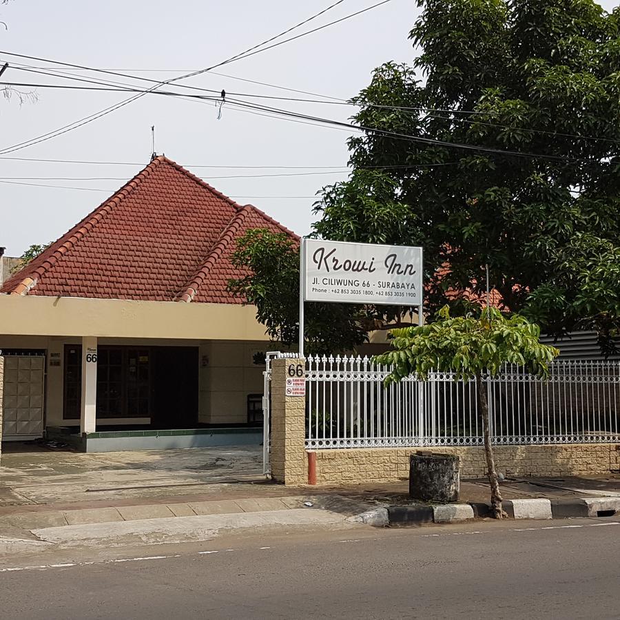 Krowi Inn Surabaya Buitenkant foto